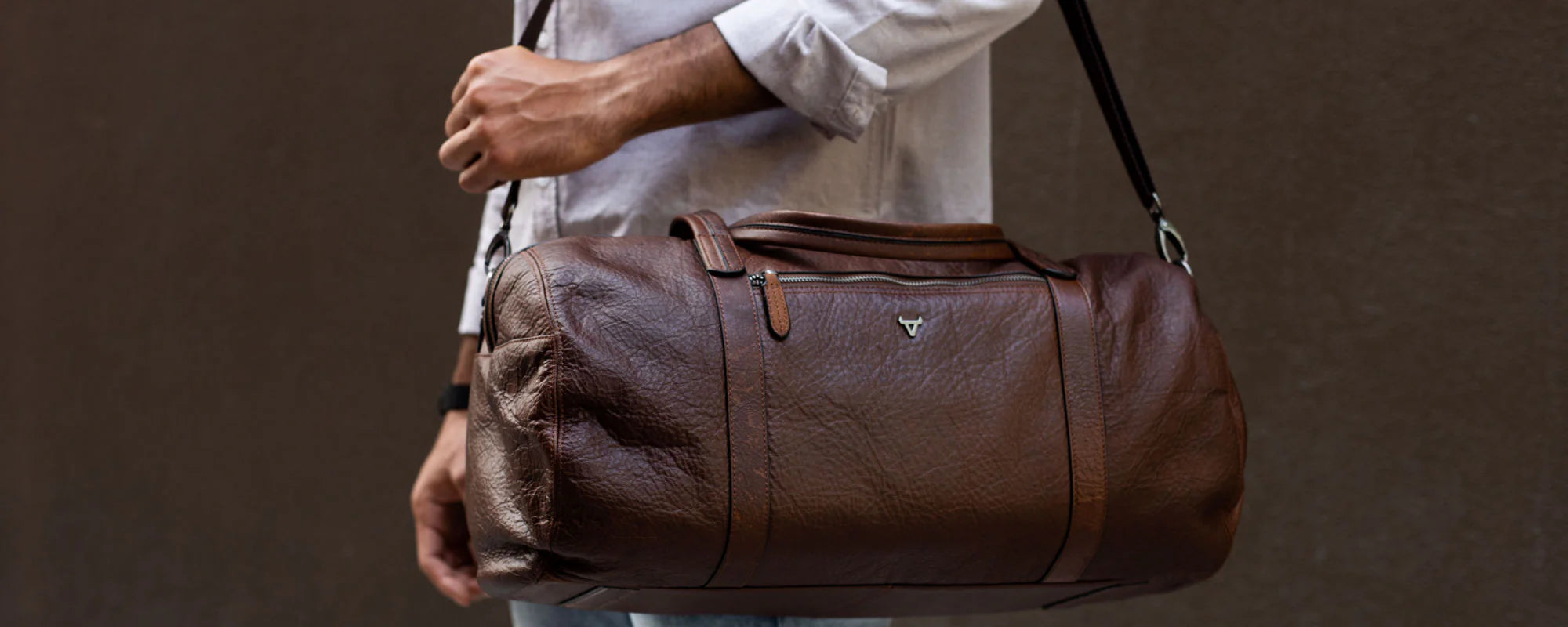 Stylish Leather Gifts That Will Leave a Lasting Impression This Christmas