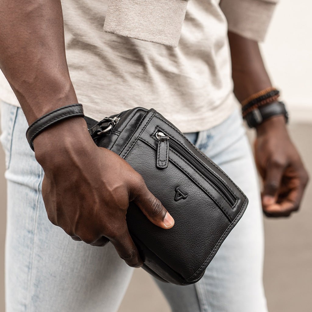 Gent's Bag With Hand Strap, Brown - Brando Leather